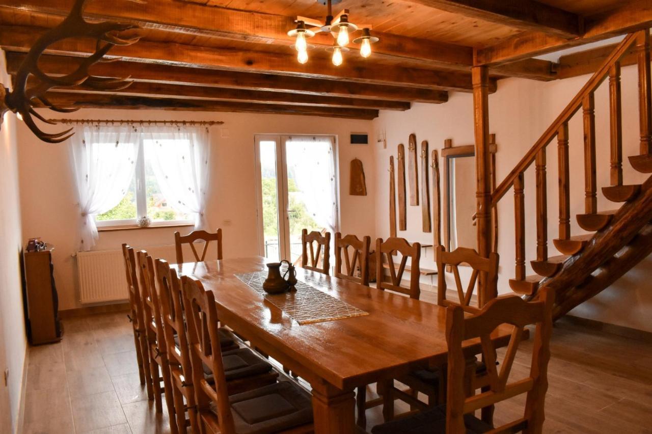 Casa De Sub Hora *